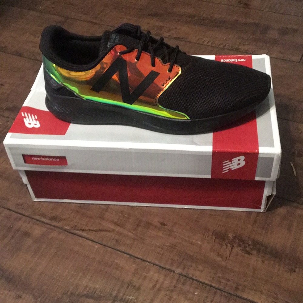 NWT Nee Balance tennis shoes